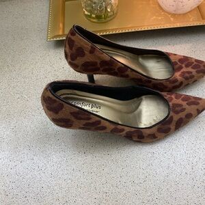 Predictions Women's Brown Leopard Heels
